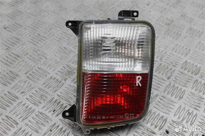 Фонарь задний в крышку багажника Cadillac Cts 2.6