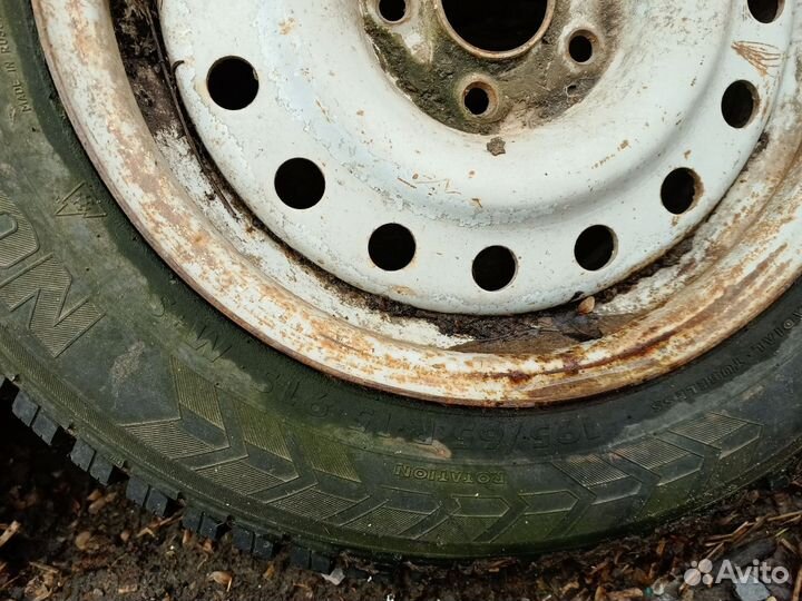 Колёса нива, волга