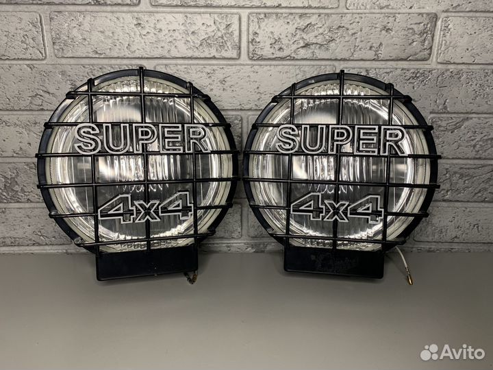 Редкие противотуманные фары 4X4