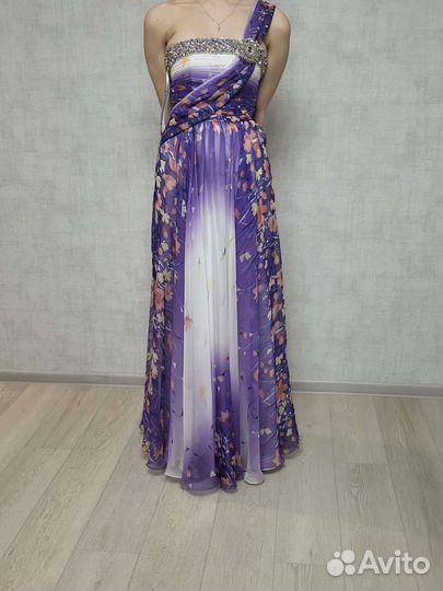 Вечернее платье