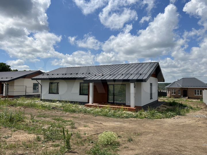 Коттедж 110 м² на участке 8 сот.