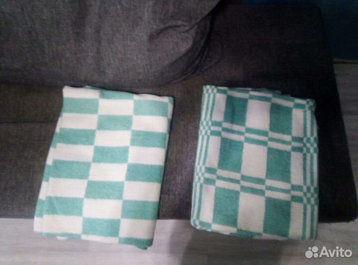 Одеяла байковые, матрац ватный, покрывало, шторы