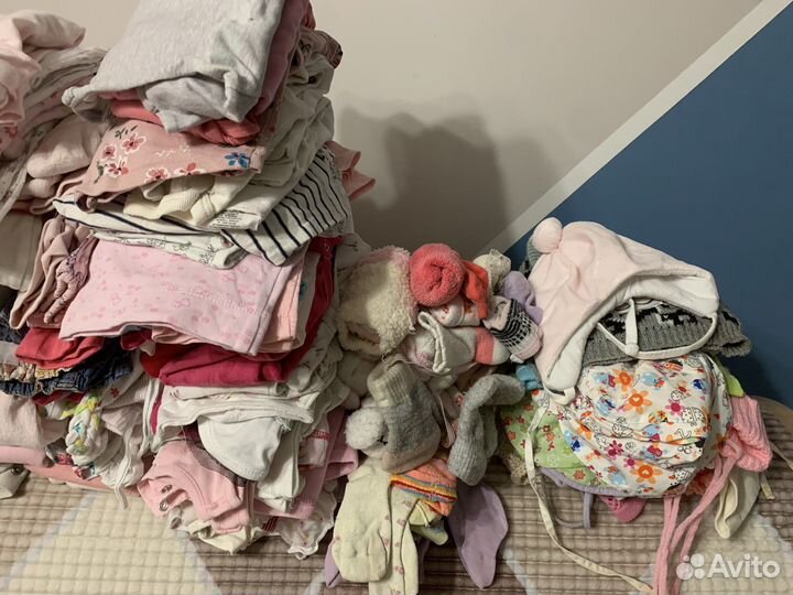 Вещи для девочки от рождения до 6 месяцев