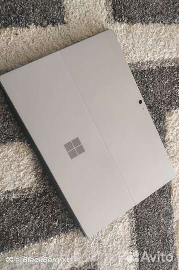 Microsoft surface pro 5 LTE Идеал