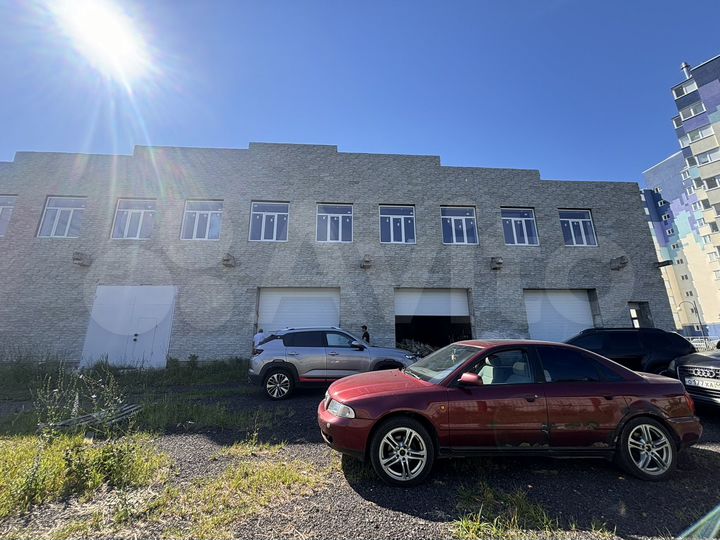 Свободного назначения, 400 м²