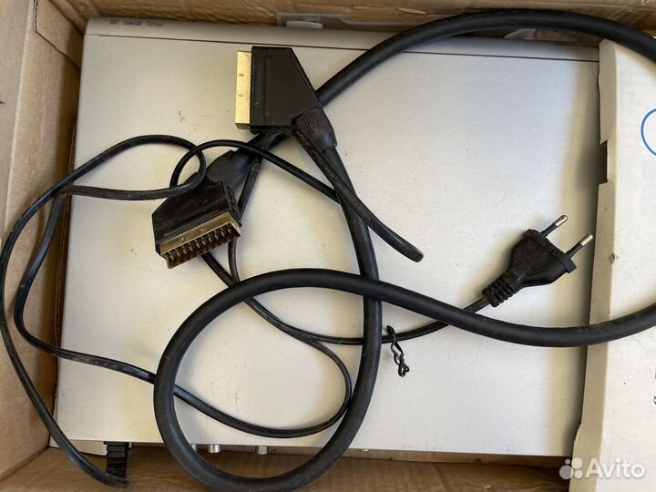 Dvd плеер philips DVP3010