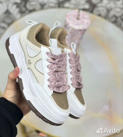 Кроссовки женские 36-41