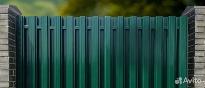 Забор из штакетника