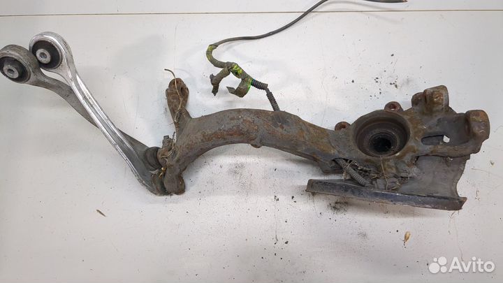 Ступица (кулак, цапфа) Volkswagen Passat 5, 2002