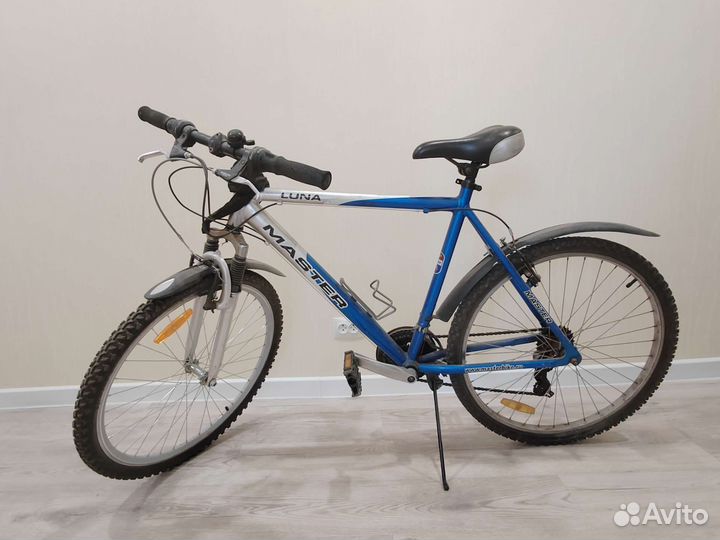 2 велосипеда, самокат