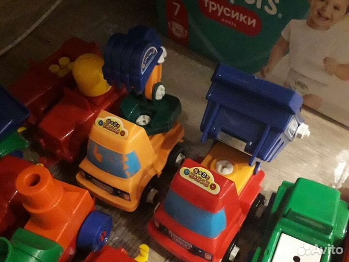 Развивающие игрушки, машинки