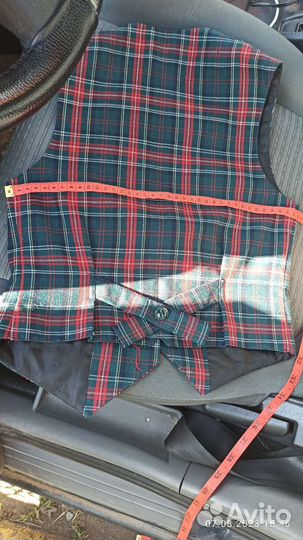 Жилетка для мальчика школьная