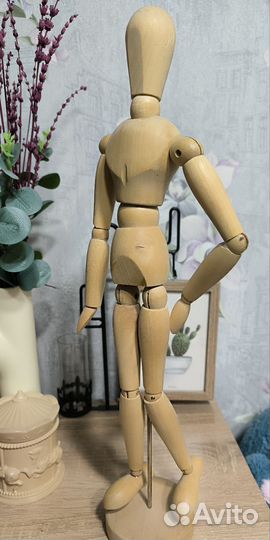 Манекен художественный