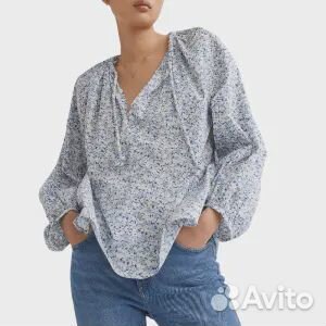 Блузка H&M Balloon-sleeved, голубой с цветочным уз