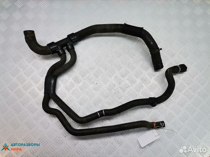 Патрубок радиатора Renault Clio 2 2002 8200026111