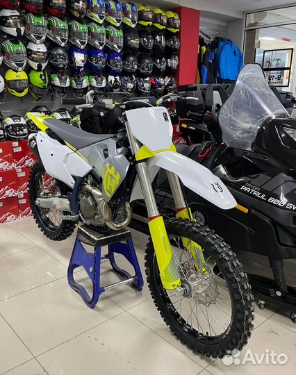 Мотоцикл Husqvarna FC 450 2024 в наличии