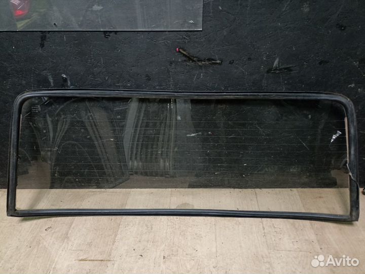 Стекло заднее Ваз 2105 2106 2107