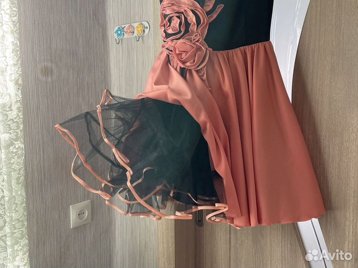 Праздничное платье для девочки