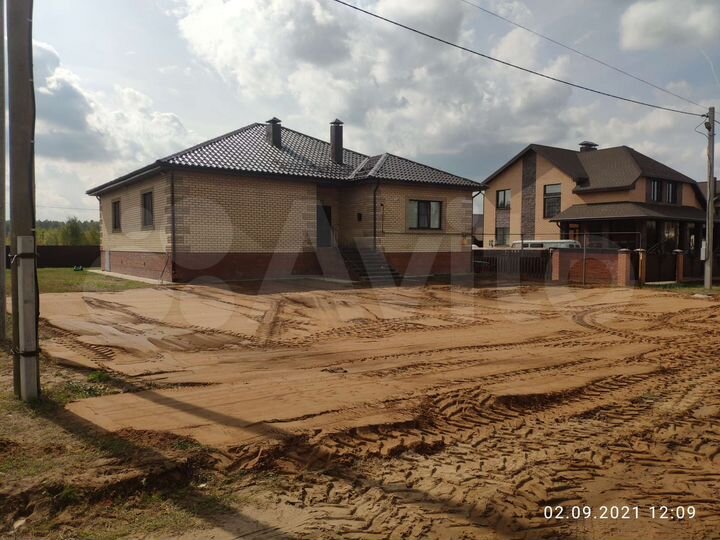 Дом 167,6 м² на участке 8 сот.