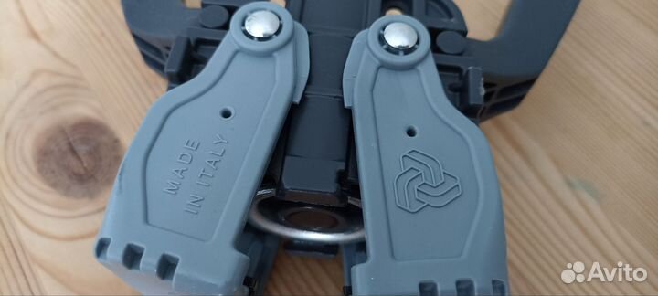 Рефрактометр, Укупориватель кронен