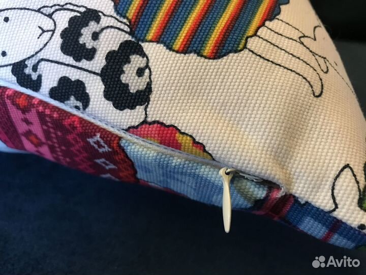 Подушки декоративные с овечками (новые)