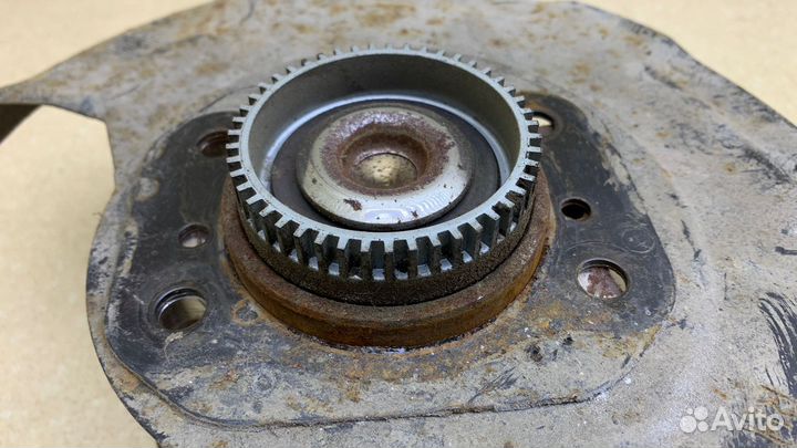 Ступица задняя правая Хюндай Элантра 5 мд