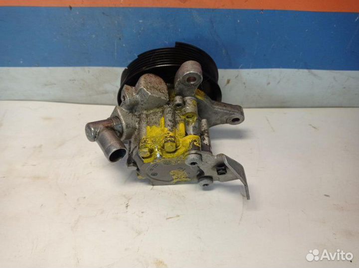 Насос гур Mercedes-Benz M-Class W164 3.0CDI M276