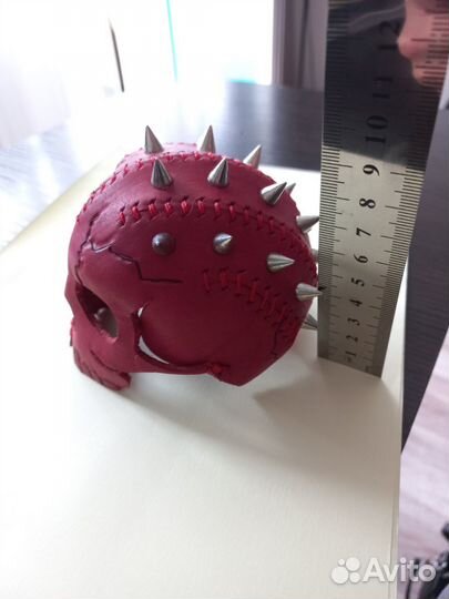 Маска из натуральной кожи