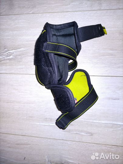 Налокотники хоккейные jr m ссм