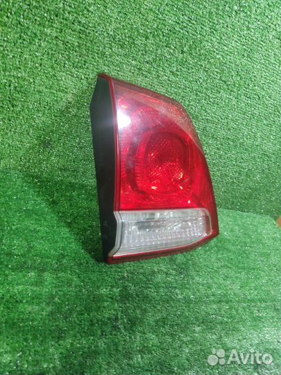 Фонарь внутренний задний левый Toyota Land Cruiser