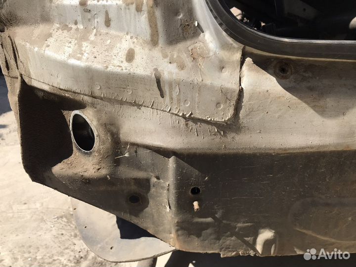 Гранта седан задняя часть кузова