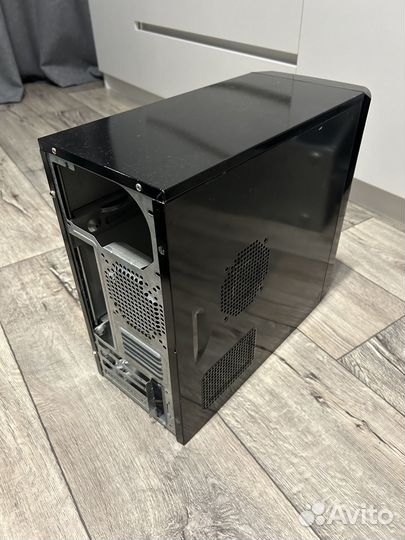 Компактный корпус для пк Micro-ATX