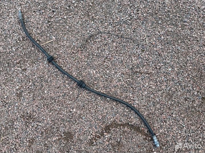 BMW X6M F96 Тормозной шланг передний 34328074296