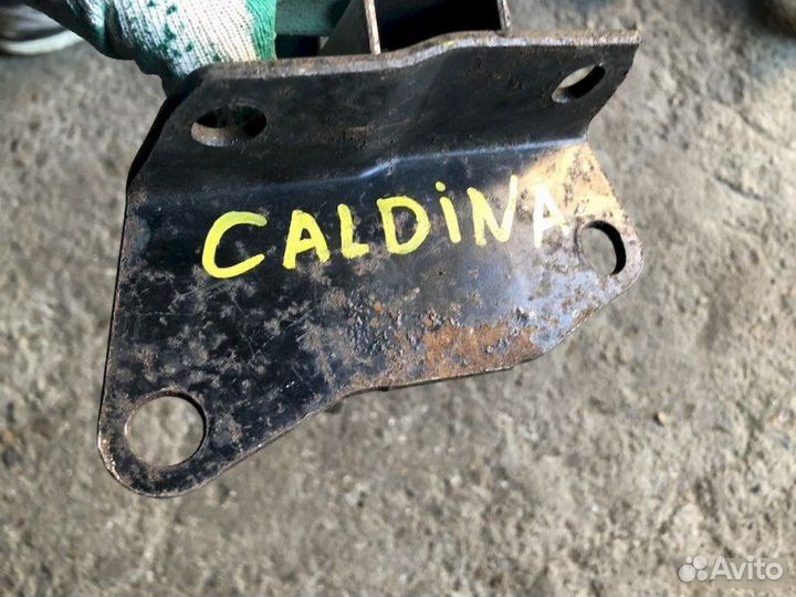 Подушка двигателя левая Toyota Caldina ZZT241