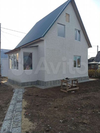 Дом 72 м² на участке 4 сот.