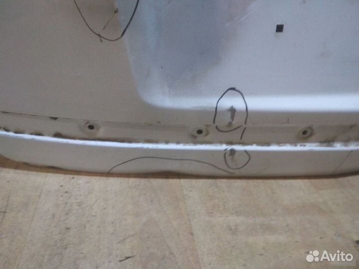 Крышка багажника Opel