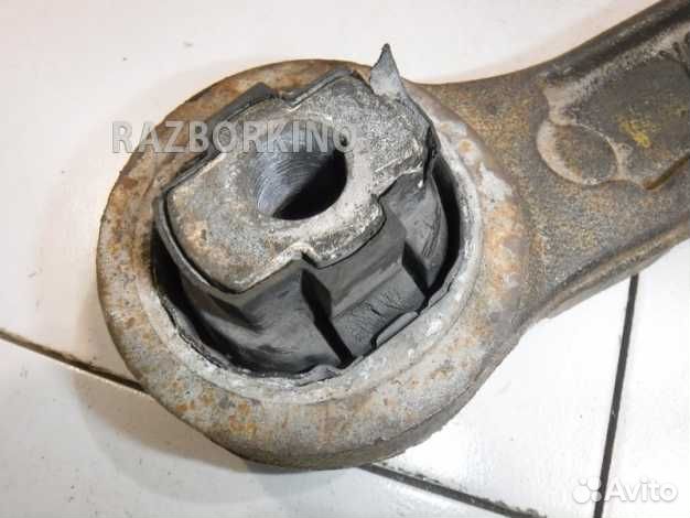 Рычаг передний правый Пежо