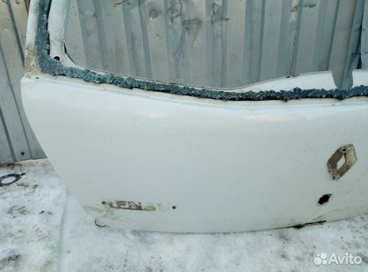 Крышка багажника Renault Sandero K7JA710 2013