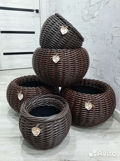 Кашпо из ротанга