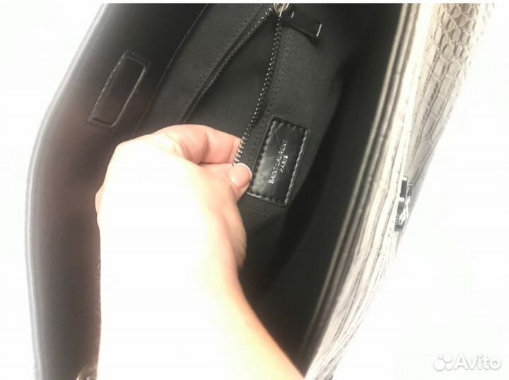 Шикарная сумка Saint Laurent