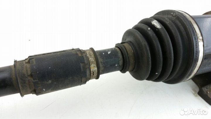 Привод передний правый Toyota Avensis AZT250