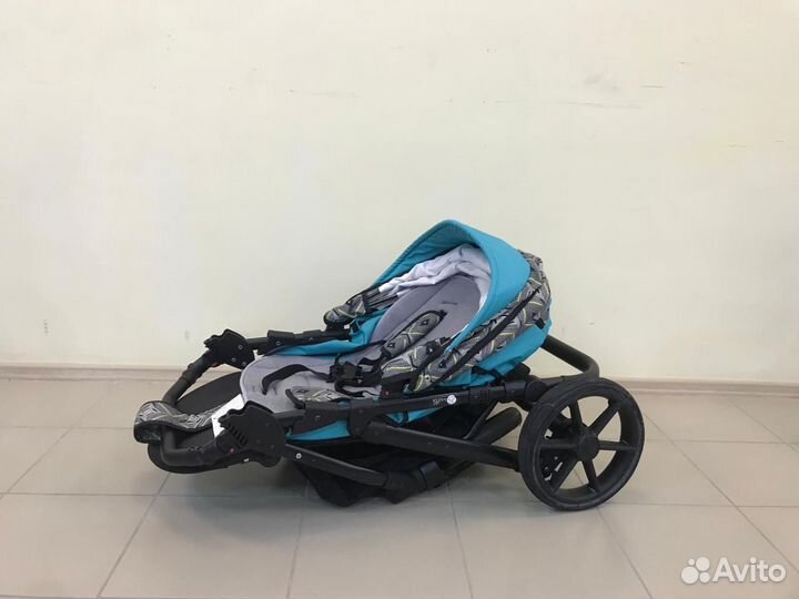 Прогулочная коляска Sevillababy Colibri