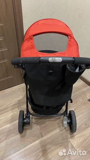 Прогулочная коляска recaro