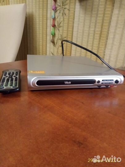 DVD Плеер Vitek VT-4002 SR/BK с функцией караоке