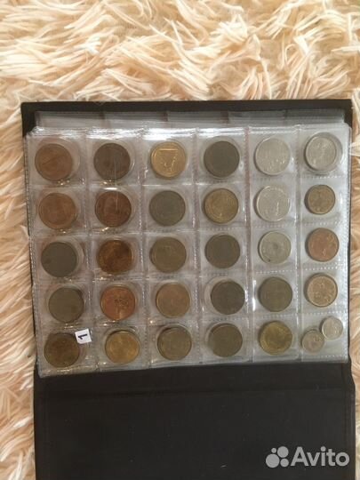 Альбом с монетами (227 шт.)