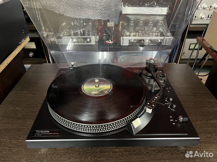 Проигрыватель винила Technics SL-2000