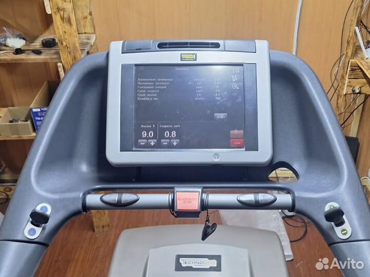 Беговая дорожка Technogym - после Т. О