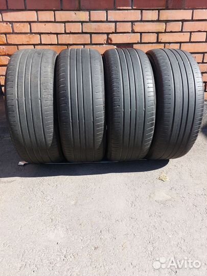 Yokohama BluEarth AE50 235/55 R18 100V