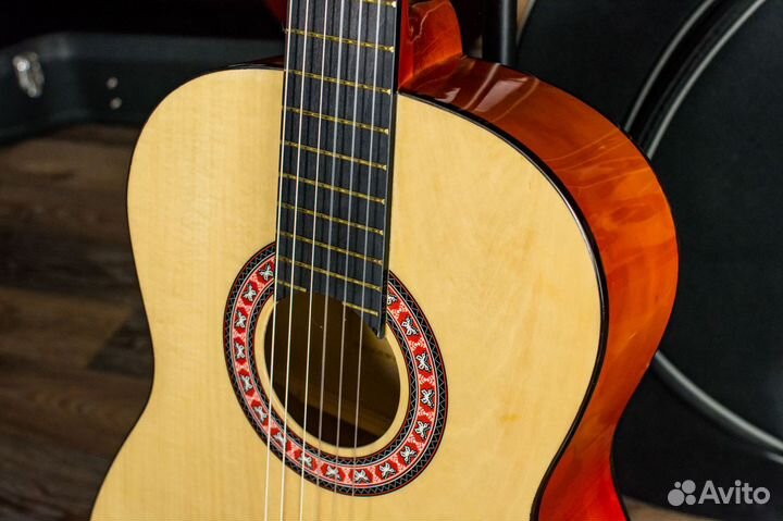 Классическая гитара Homage + Аксессуары