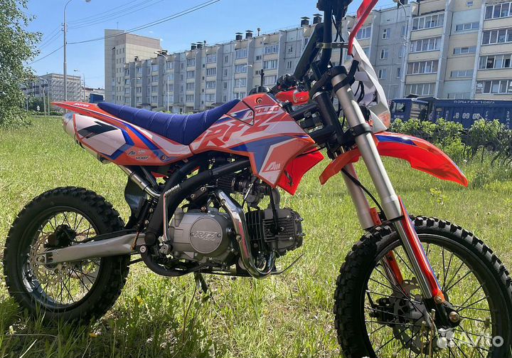 Питбайк apollo RFZ start 125L 17Х14 PRO sport tum